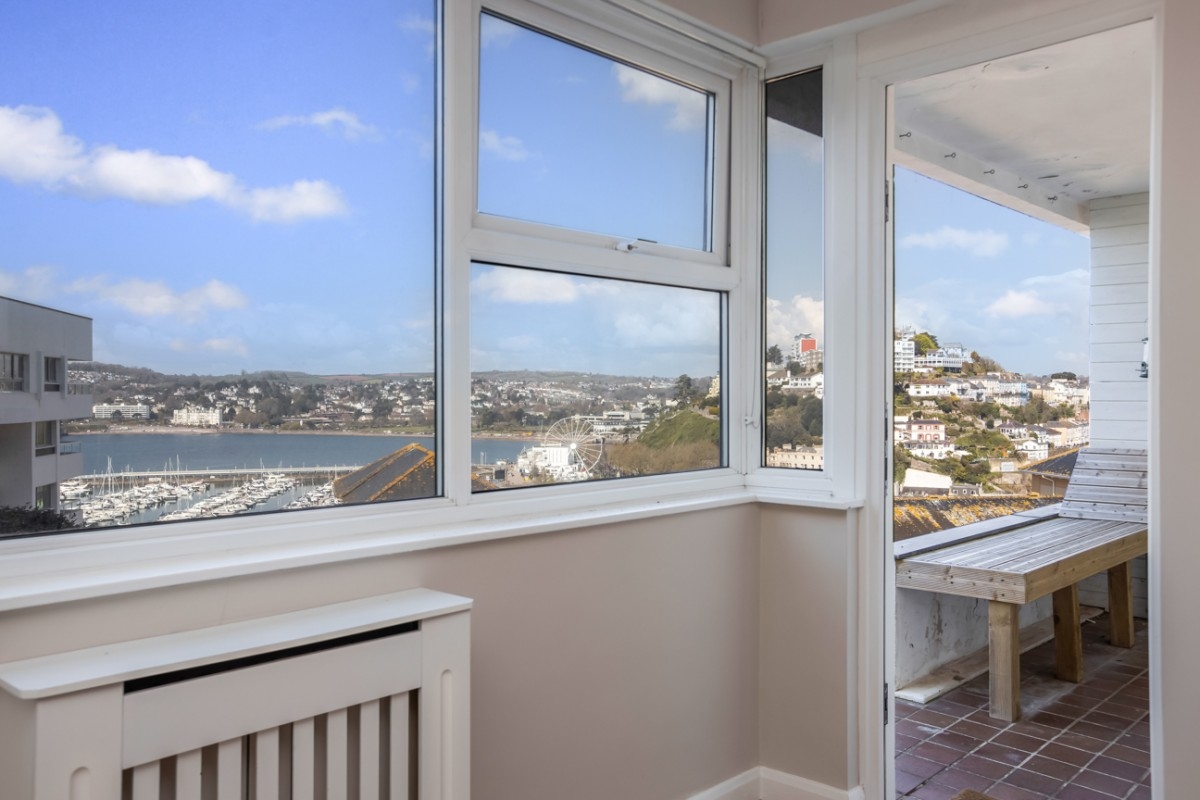 Shirley Towers Vane Hill Road Property for Sale in Torquay John Couch